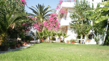 Sirena Apartments Agia Pelagia Exteriör bild